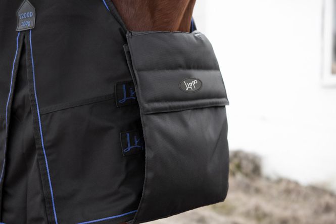 Hovedbilde BOGBESKYTTER TIL DEKKEN